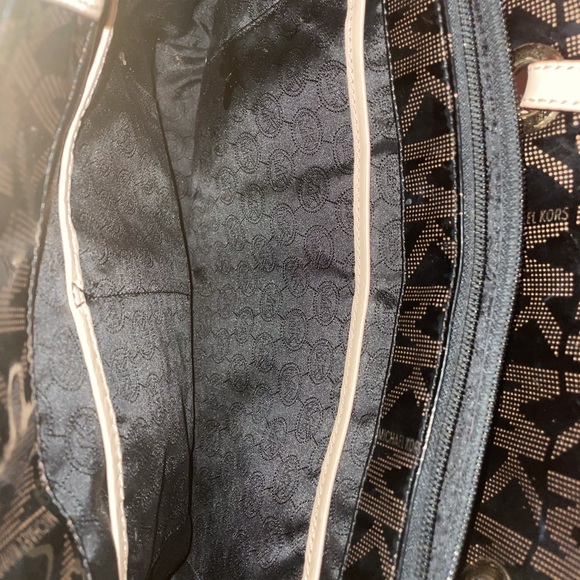 Michael Kors Bag - Picture 3 of 4